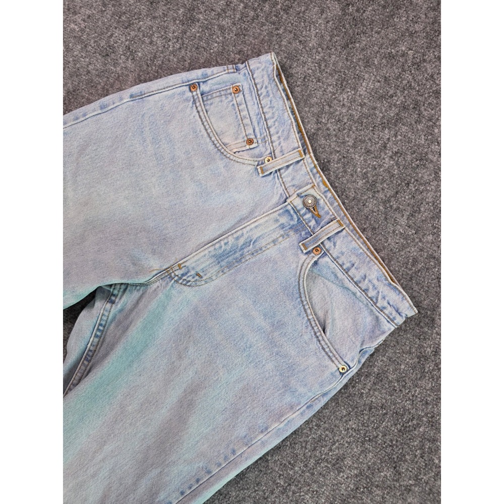 Vintage Levi's 550 Relaxed Fit Jeans Mens 32x30 Light Wash Distressed Raw Hem
